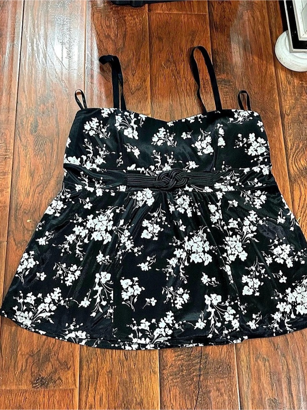 Torrid Floral Black & White Size 2 Camisole